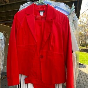 2 piece pant suit . Size Sm